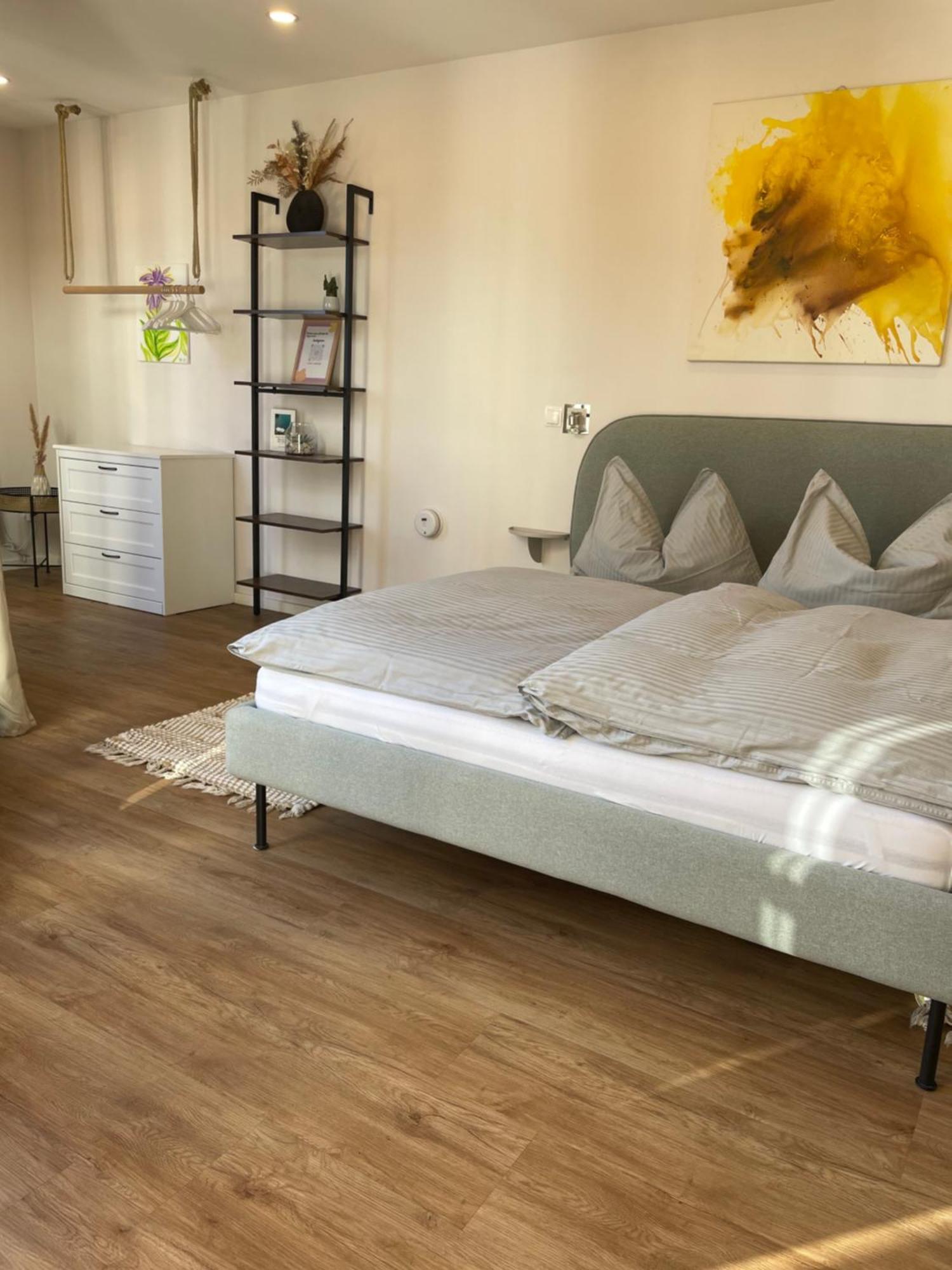 Studio7 Vorderelsenwang